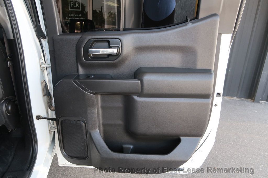 2019 Chevrolet Silverado 1500 Silverado 1500 4WD Crew Cab  - 23041444 - 20