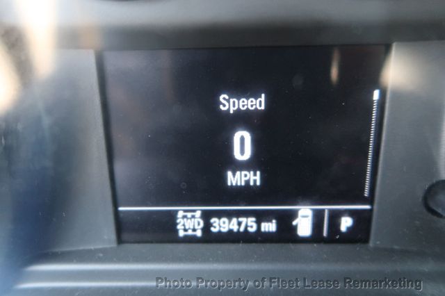 2019 Chevrolet Silverado 1500 Silverado 1500 4WD Crew Cab  - 23041444 - 26
