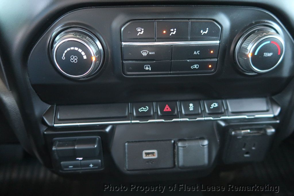 2019 Chevrolet Silverado 1500 Silverado 1500 4WD Crew Cab  - 23041444 - 29