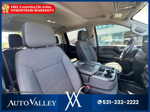 2019 Chevrolet Silverado 1500 Crew Cab LT Pickup 4D 5 3/4 ft - 23018697 - 17