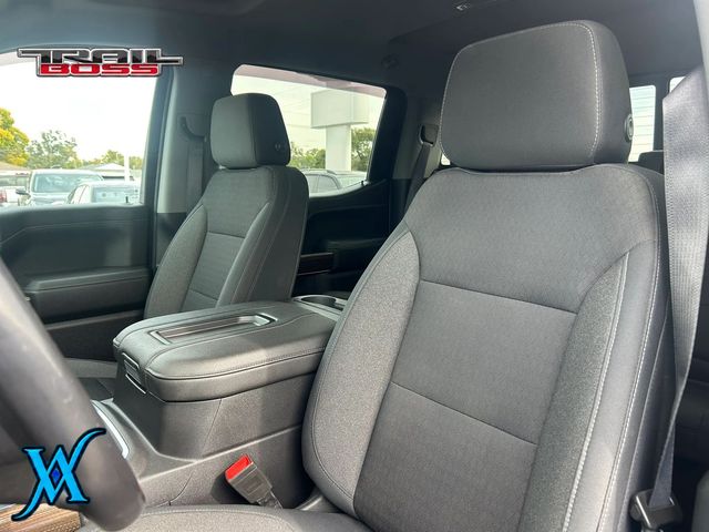 2019 Chevrolet Silverado 1500 Crew Cab LT Trail Boss Pickup 4D 5 3/4 ft - 23095500 - 12
