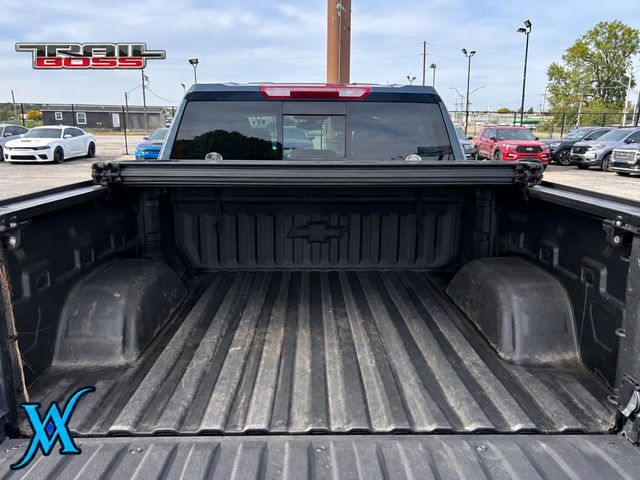 2019 Chevrolet Silverado 1500 Crew Cab LT Trail Boss Pickup 4D 5 3/4 ft - 23095500 - 19