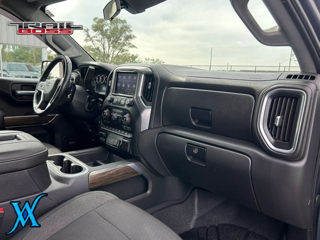 2019 Chevrolet Silverado 1500 Crew Cab LT Trail Boss Pickup 4D 5 3/4 ft - 23095500 - 26