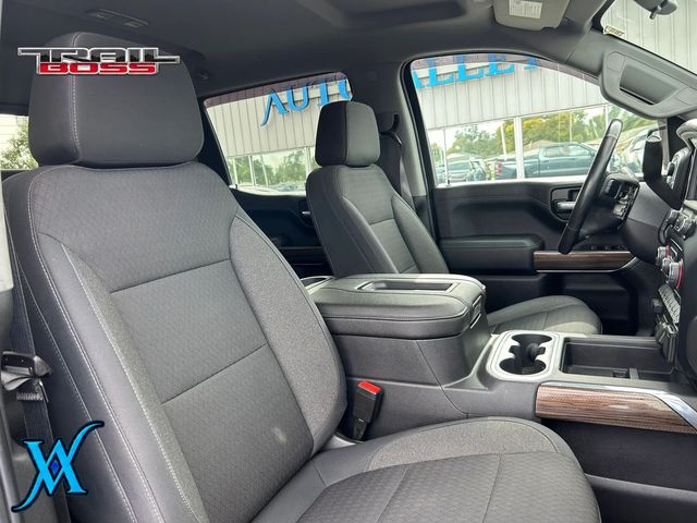 2019 Chevrolet Silverado 1500 Crew Cab LT Trail Boss Pickup 4D 5 3/4 ft - 23095500 - 27