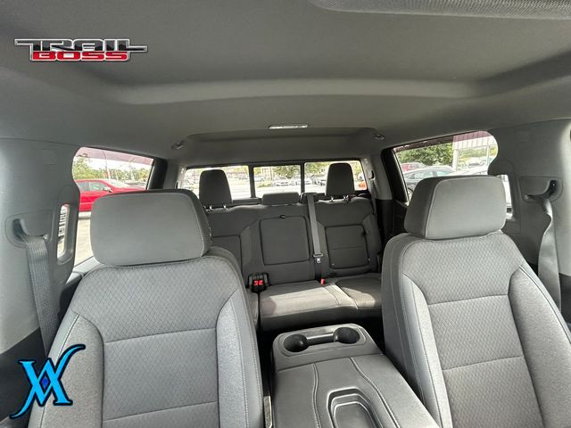 2019 Chevrolet Silverado 1500 Crew Cab LT Trail Boss Pickup 4D 5 3/4 ft - 23095500 - 28