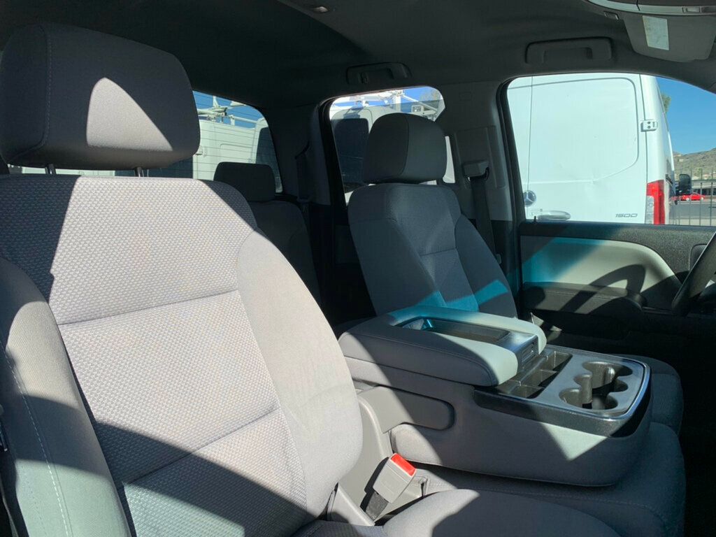 2019 Chevrolet Silverado 1500 LD 2WD Double Cab Custom - 22987127 - 33