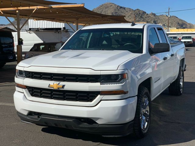 2019 Chevrolet Silverado 1500 LD 2WD Double Cab Custom - 22987127 - 3