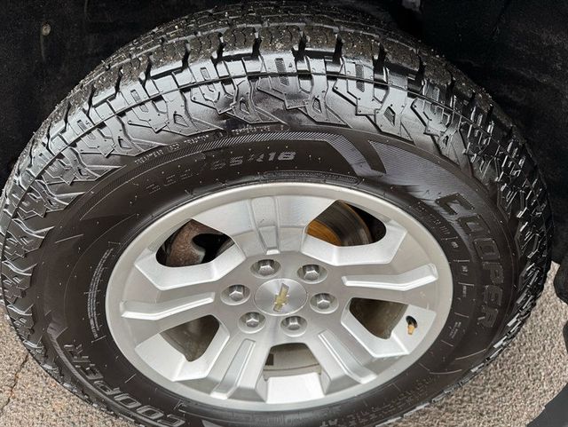 2019 Chevrolet Silverado 1500 LD 4WD Double Cab LT w/1LT - 22989312 - 10