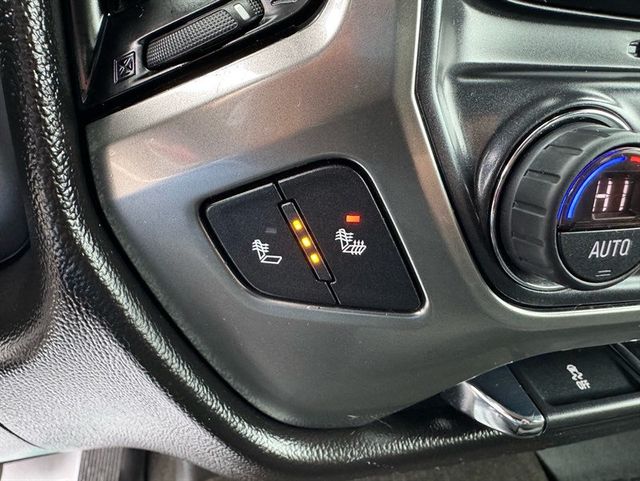 2019 Chevrolet Silverado 1500 LD 4WD Double Cab LT w/1LT - 22989312 - 19