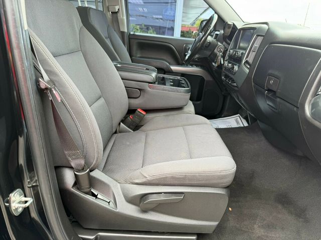 2019 Chevrolet Silverado 1500 LD 4WD Double Cab LT w/1LT - 23059281 - 17