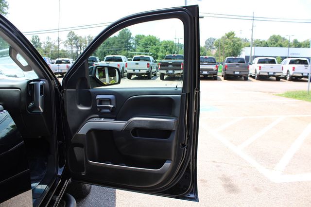 2019 Chevrolet Silverado 1500 LD 4WD Double Cab LT w/1LT - 23039026 - 25