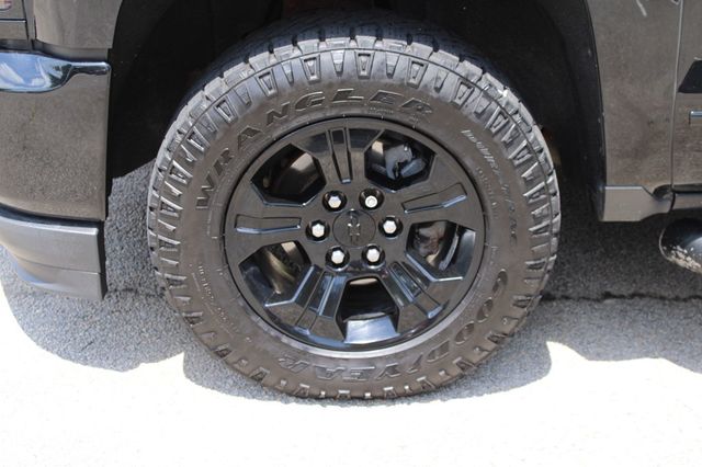 2019 Chevrolet Silverado 1500 LD 4WD Double Cab LT w/1LT - 23039026 - 31