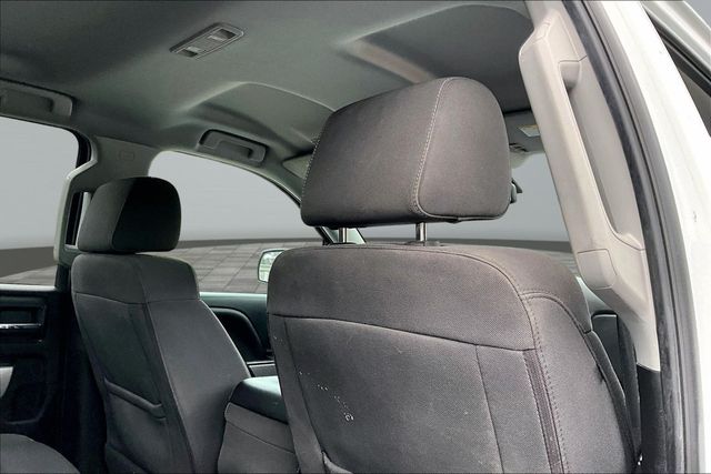 2019 Chevrolet Silverado 1500 LD 4WD Double Cab LT w/1LT - 23079289 - 15