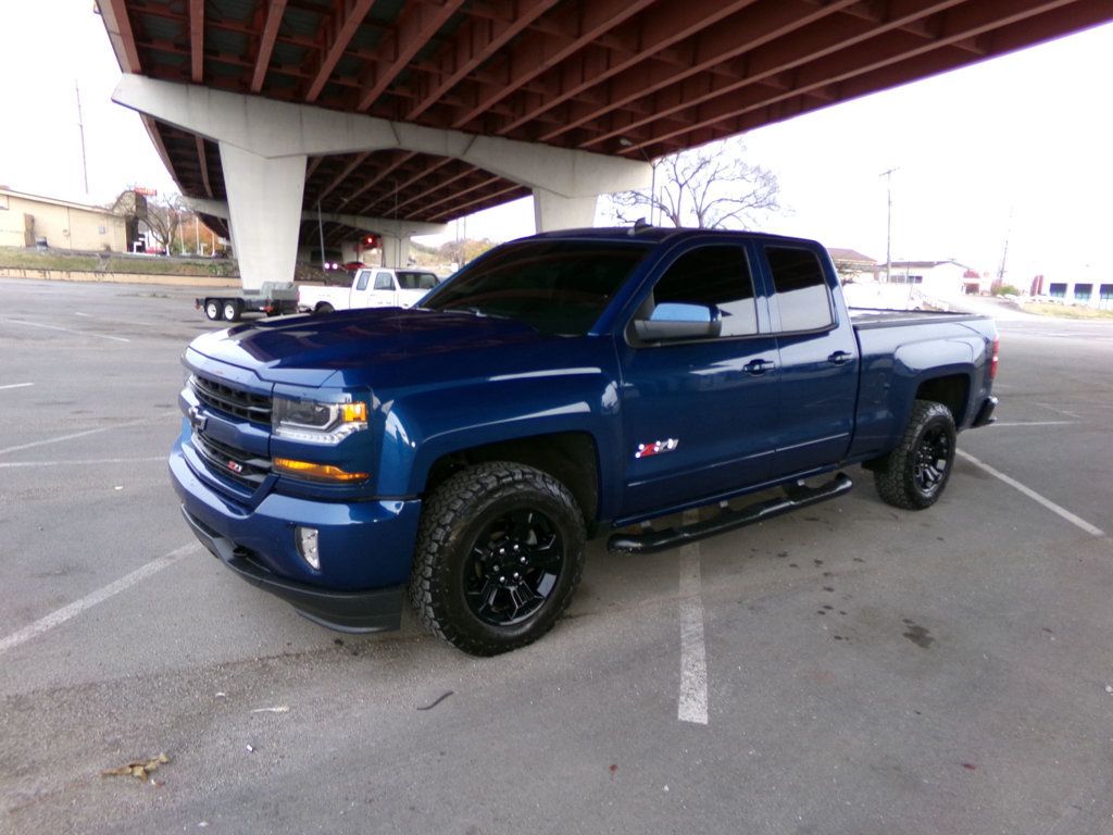 2019 Chevrolet Silverado 1500 photo 2