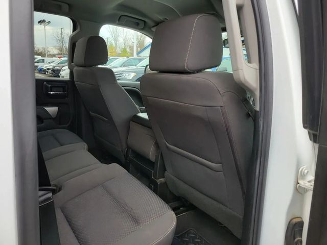 2019 Chevrolet Silverado 1500 LD Double Cab LT Pickup 4D 6 1/2 ft - 22997248 - 21