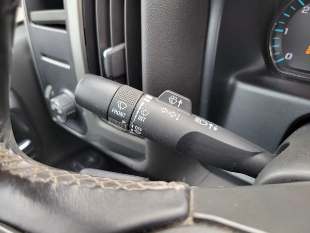 2019 Chevrolet Silverado 1500 LD Double Cab LT Pickup 4D 6 1/2 ft - 22997248 - 23