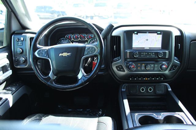 2019 Chevrolet Silverado 2500HD 4WD Crew Cab 153.7" LTZ - 22997961 - 13