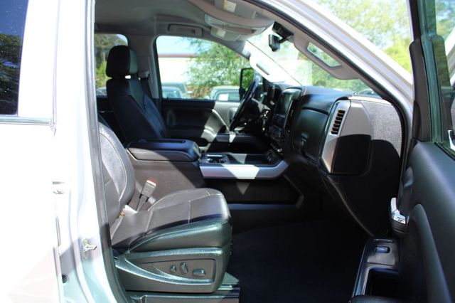 2019 Chevrolet Silverado 2500HD 4WD Crew Cab 153.7" LTZ - 22997961 - 31