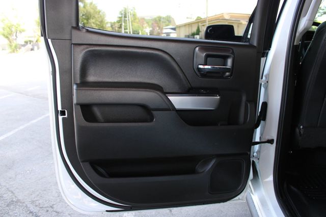 2019 Chevrolet Silverado 2500HD 4WD Crew Cab 153.7" LTZ - 23052255 - 12