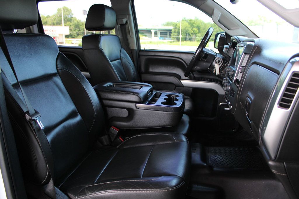 2019 Chevrolet Silverado 2500HD 4WD Crew Cab 153.7" LTZ - 23052255 - 16