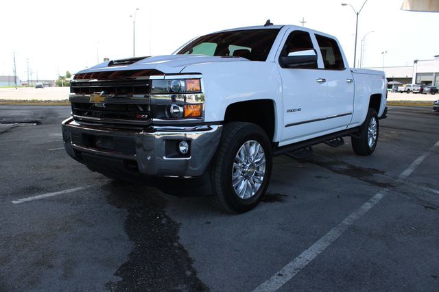 2019 Chevrolet Silverado 2500HD 4WD Crew Cab 153.7" LTZ - 23052255 - 1
