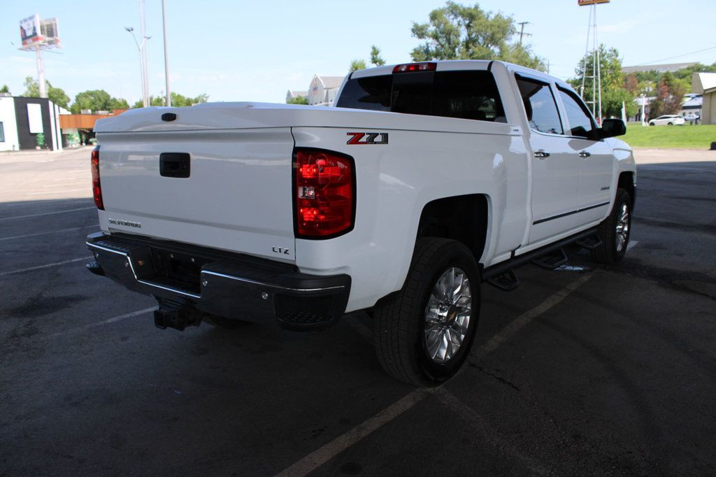 2019 Chevrolet Silverado 2500HD 4WD Crew Cab 153.7" LTZ - 23052255 - 5