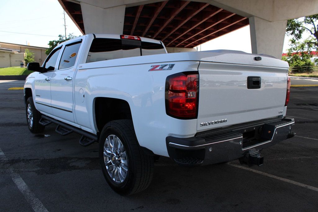 2019 Chevrolet Silverado 2500HD 4WD Crew Cab 153.7" LTZ - 23052255 - 7