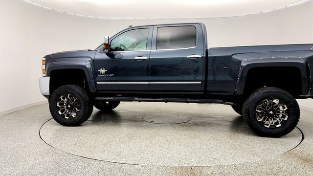 2019 Chevrolet Silverado 2500HD Black Widow 4WD Crew Cab 153.7'' LTZ w/ Duramax+ Pkg  - 23023585 - 7