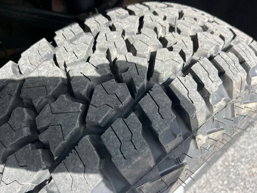 2019 Chevrolet Silverado 2500HD Chevy 2500 HD Double Cab Long Bed 4x4 6.0L  - 22992311 - 14