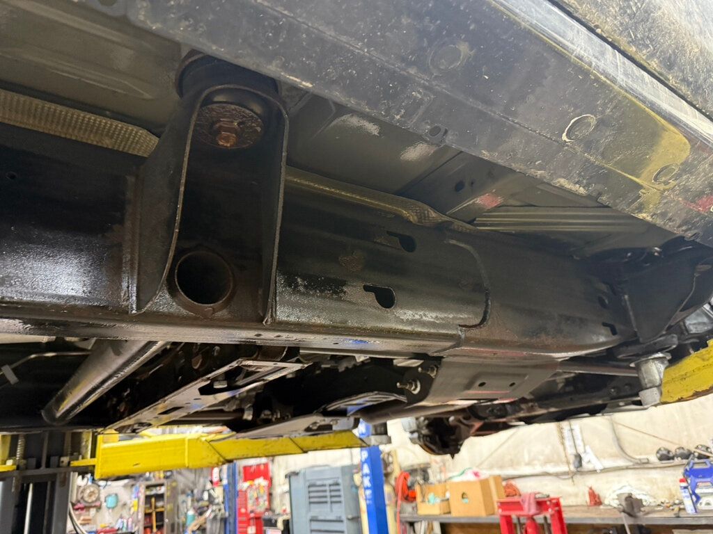 2019 Chevrolet Silverado 2500HD Chevy 2500 HD Double Cab Long Bed 4x4 6.0L  - 22992311 - 21