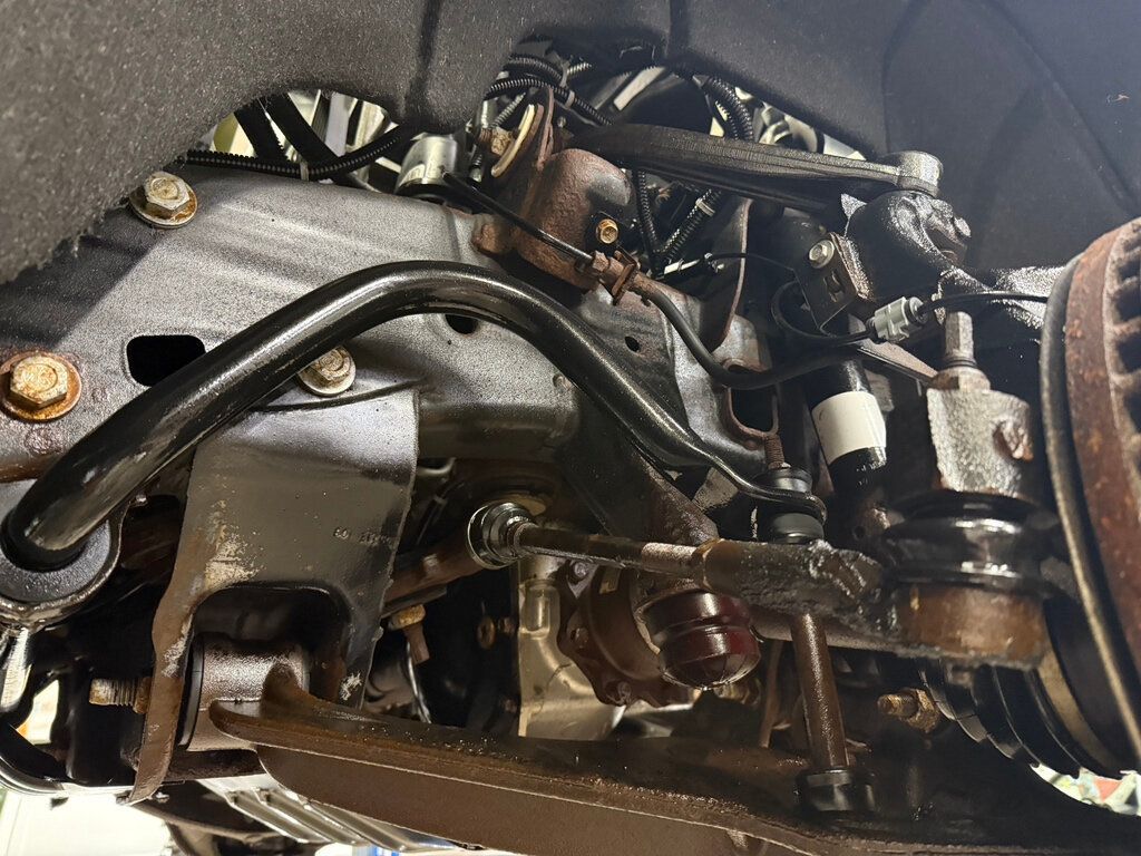 2019 Chevrolet Silverado 2500HD Chevy 2500 HD Double Cab Long Bed 4x4 6.0L  - 22992311 - 24