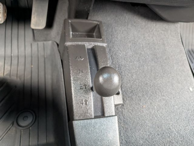 2019 Chevrolet Silverado 2500HD Chevy 2500 HD Double Cab Long Bed 4x4 6.0L  - 22992311 - 37