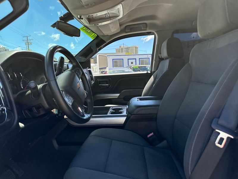 2019 Chevrolet Silverado 2500HD LT photo 11