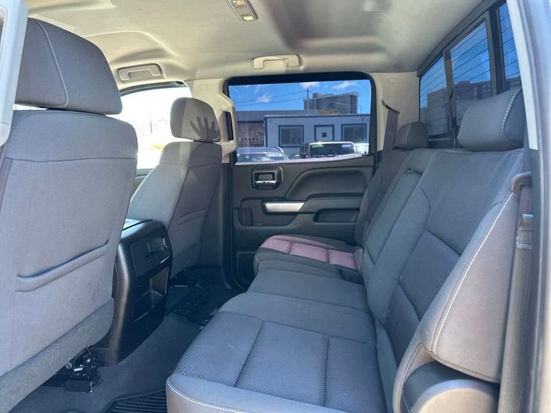 2019 Chevrolet Silverado 2500HD LT photo 13