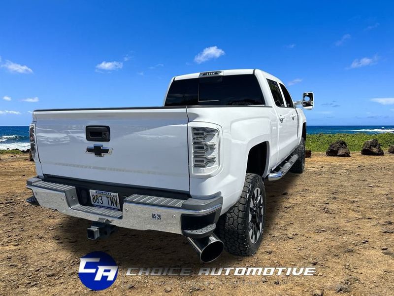 2019 Chevrolet Silverado 2500HD LT photo 6