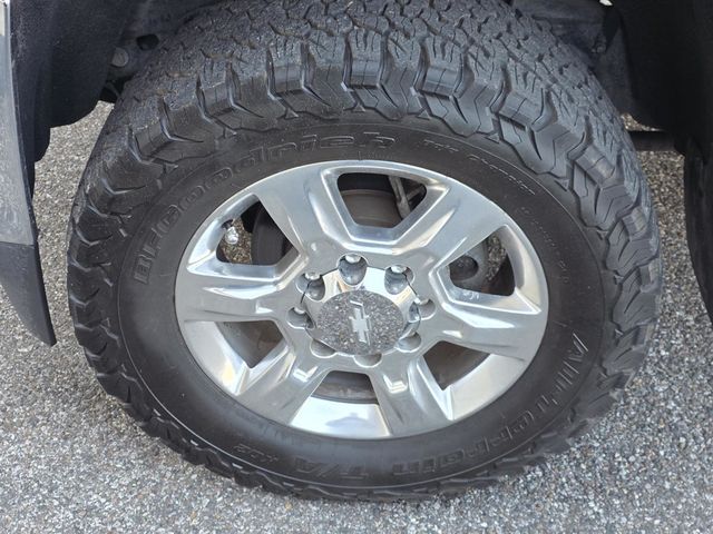 2019 Chevrolet Silverado 2500HD LTZ - 22973481 - 35