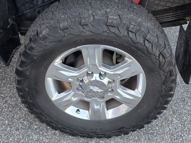 2019 Chevrolet Silverado 2500HD LTZ - 22973481 - 36