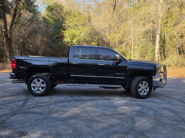 2019 Chevrolet Silverado 2500HD LTZ - 22973481 - 37