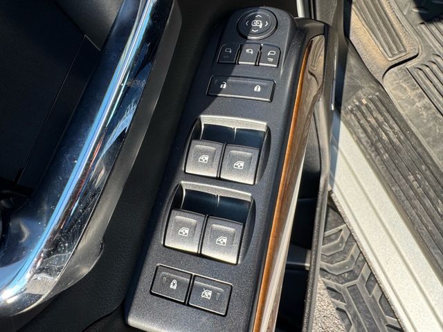 2019 Chevrolet Silverado 2500HD LTZ - 23088929 - 14