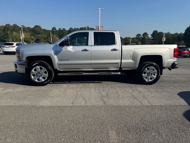 2019 Chevrolet Silverado 2500HD LTZ - 23088929 - 4