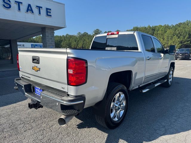 2019 Chevrolet Silverado 2500HD LTZ - 23088929 - 6