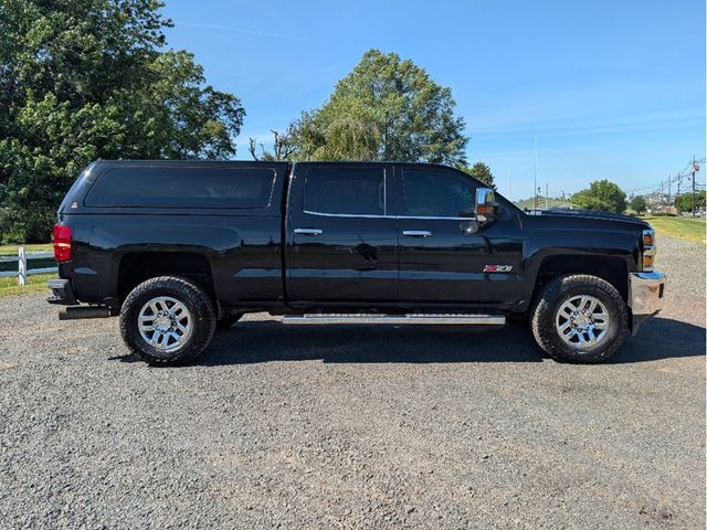 2019 Chevrolet Silverado 2500HD LTZ - 23026719 - 3