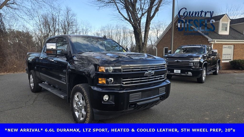 2019 Chevrolet Silverado 2500HD LTZ Sport - 22787125 - 0