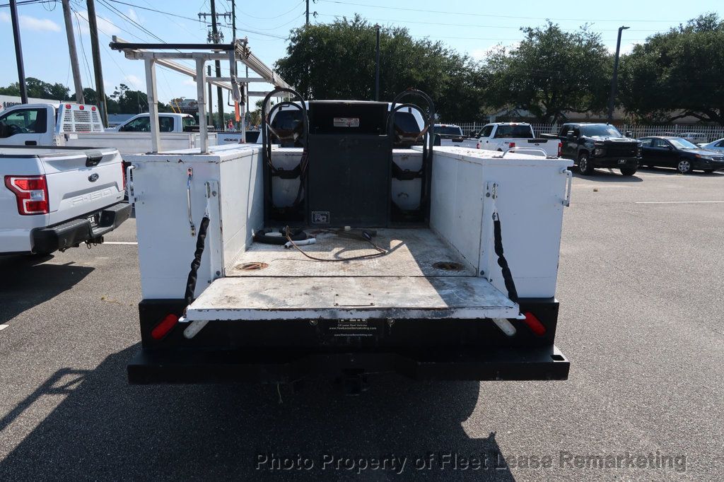 2019 Chevrolet Silverado 2500HD Silverado 2500 2WD Dbl Cab Utility Ladder Rack - 23070786 - 18