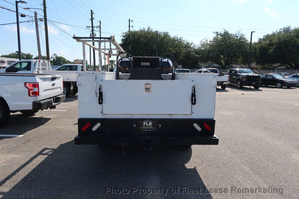 2019 Chevrolet Silverado 2500HD Silverado 2500 2WD Dbl Cab Utility Ladder Rack - 23070786 - 3