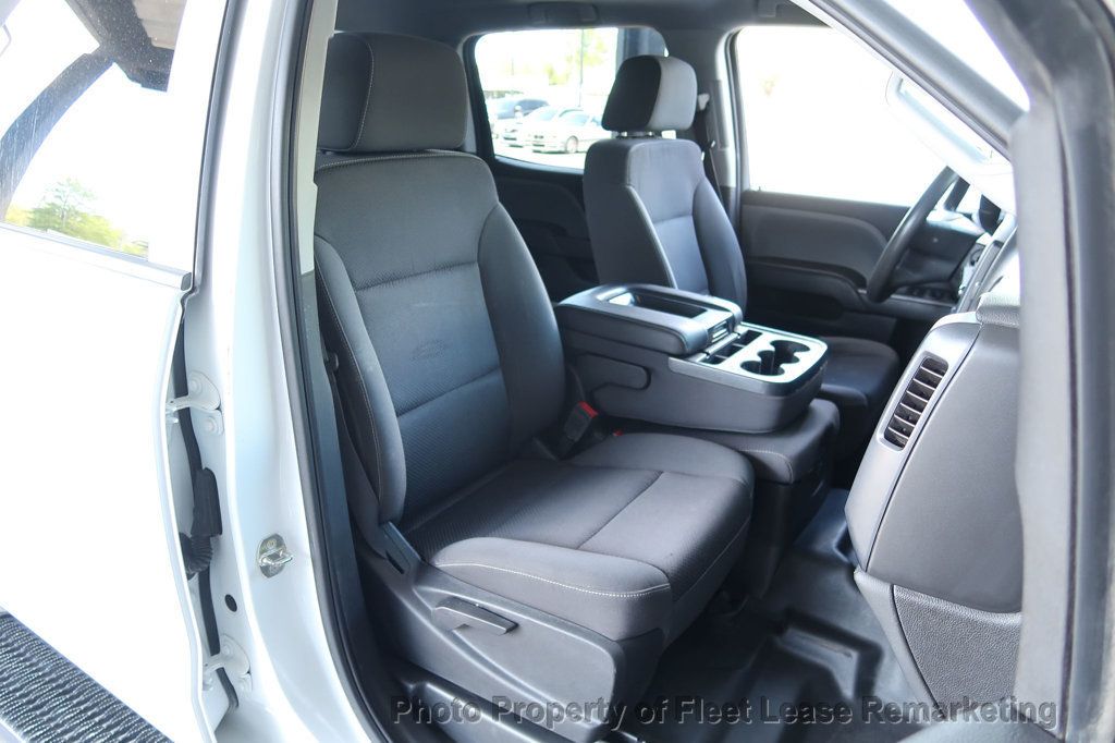 2019 Chevrolet Silverado 2500HD Silverado 2500 4WD Crew Cab Enclosed Fiberglass Utility  - 22391243 - 19