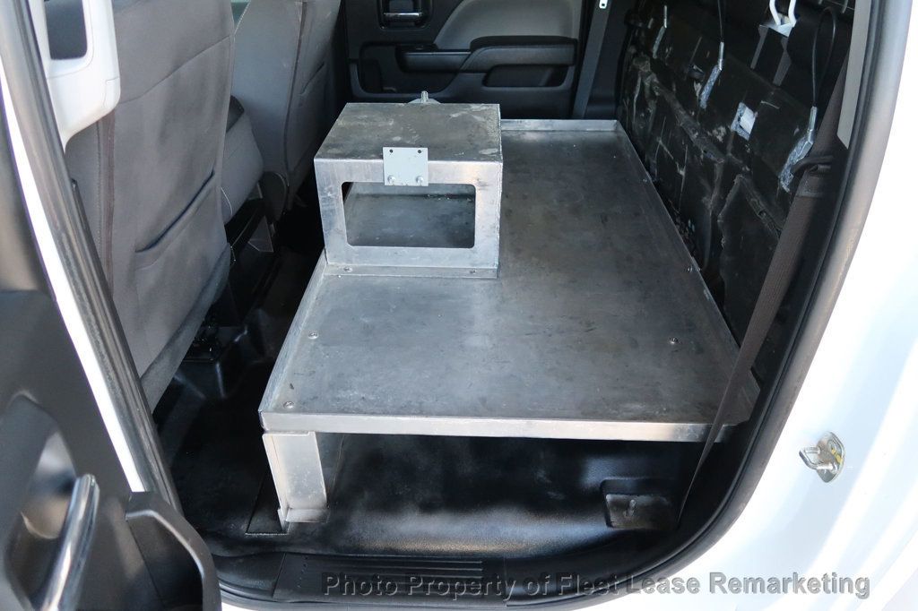2019 Chevrolet Silverado 2500HD Silverado 2500 4WD Crew Cab Enclosed Fiberglass Utility - 22417575 - 14