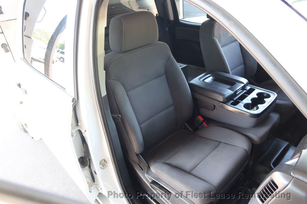 2019 Chevrolet Silverado 2500HD Silverado 2500 4WD Crew Cab Enclosed Fiberglass Utility - 22417575 - 20
