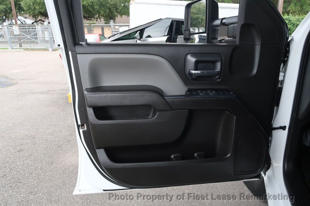 2019 Chevrolet Silverado 2500HD Silverado 2500HD 4WD Crew Cab LWB DIESEL - 23058056 - 12