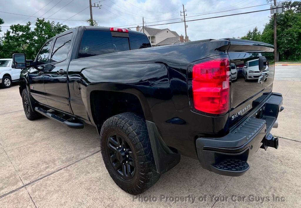 2019 Chevrolet Silverado 2500HD Z71 Midnight Edition 4WD Crew Cab w/ Sunroof - 22300817 - 7